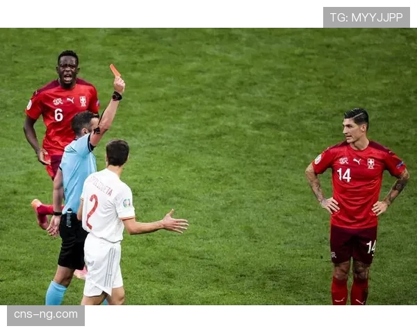 索默空中换手神扑引热议，球迷称其“哈利波特式扑救”